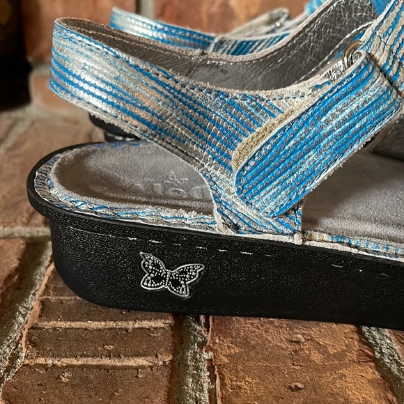 Alegria Kleo Wrapture Blues Sandals - Picture 4 of 10